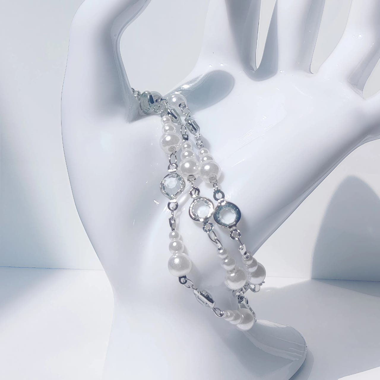 eaaec9ed-8a3d-4ede-a263-cdda31695bfd